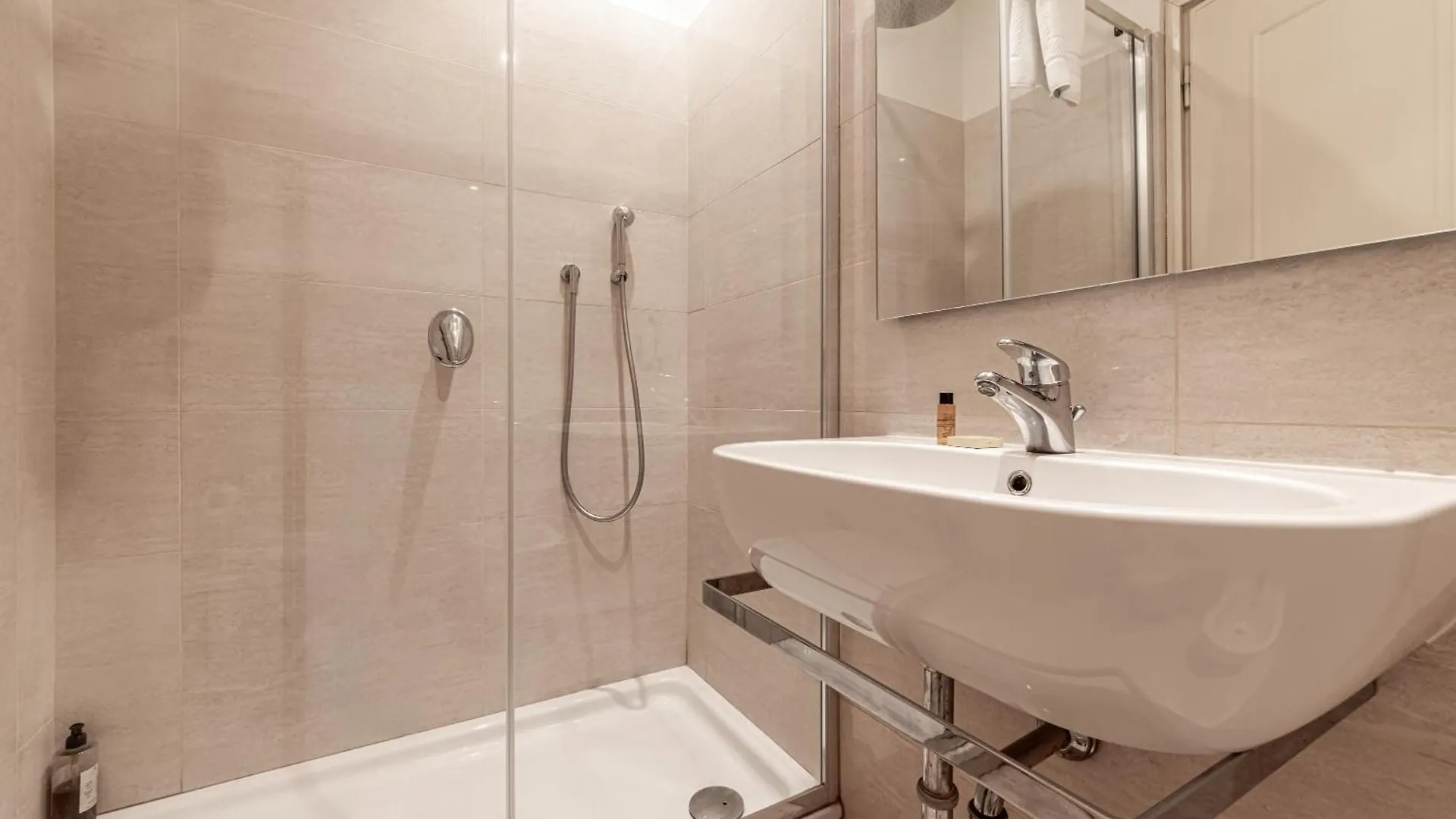 Ca' Magenta Apartment Milan 0*,